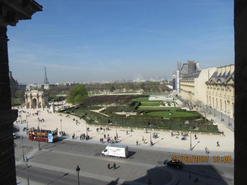 март, париж 504.JPG