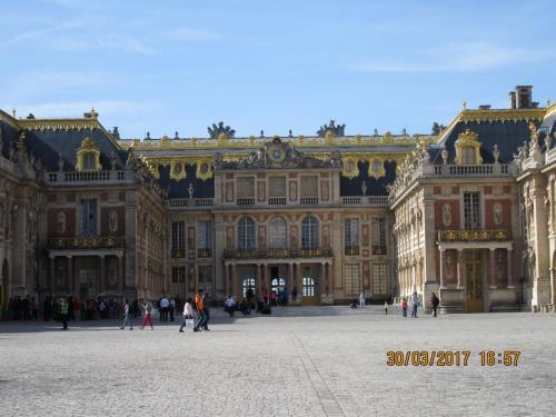 март, париж 1746.JPG