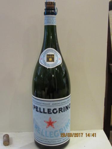 март, париж 961.JPG