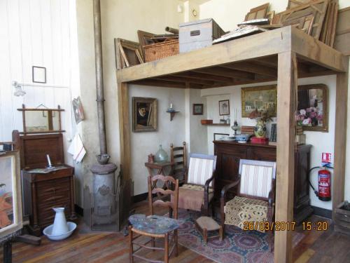 март, париж 128.JPG