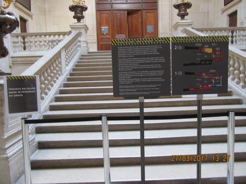 март, париж 556.JPG