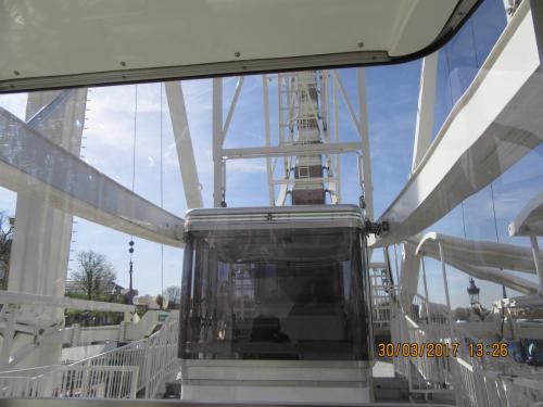 март, париж 1641.JPG