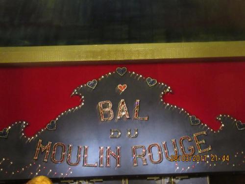 март, париж 1173.JPG