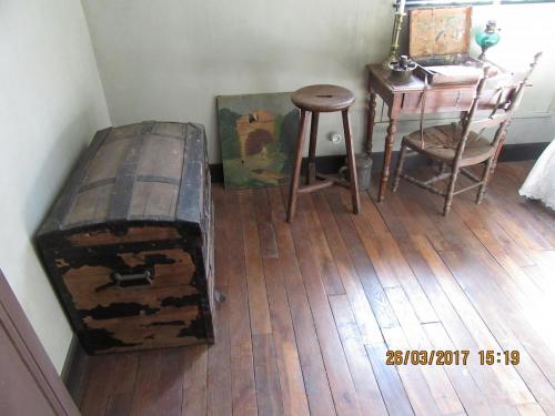 март, париж 122.JPG