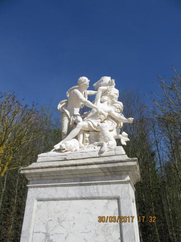 март, париж 1786.JPG