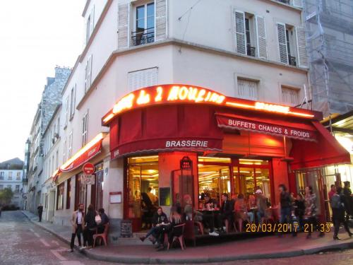 март, париж 1164.JPG