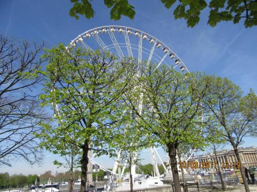 март, париж 1640.JPG