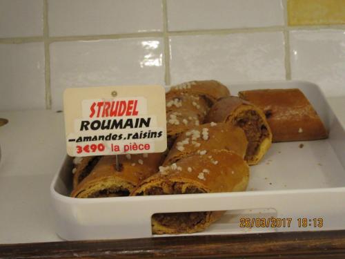 март, париж 318.JPG