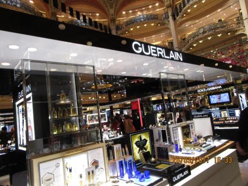 март, париж 221.JPG