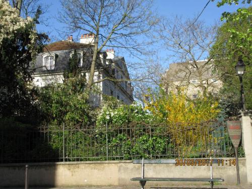 март, париж 1475.JPG