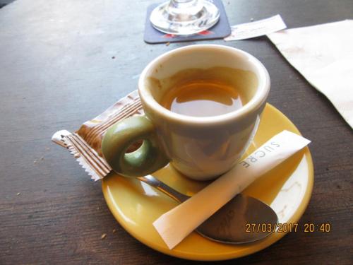 март, париж 863.JPG