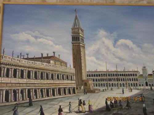 март, париж 960.JPG