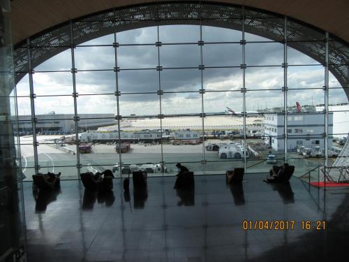 март, париж 2393.JPG