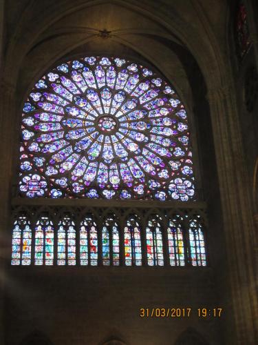 март, париж 2206.JPG