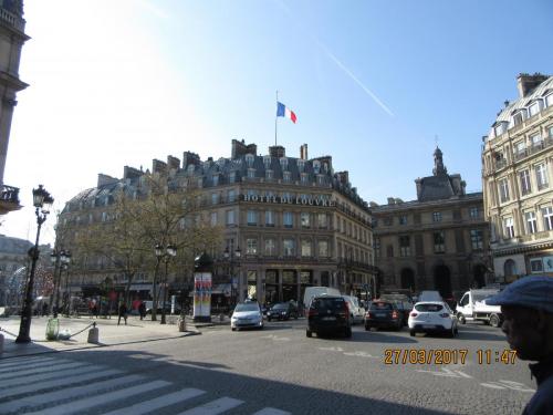 март, париж 446.JPG