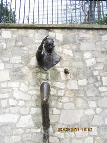 март, париж 1135.JPG