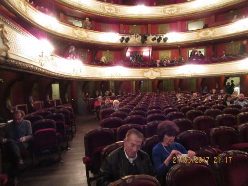 март, париж 881.JPG