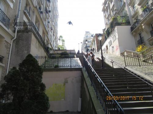 март, париж 105.JPG