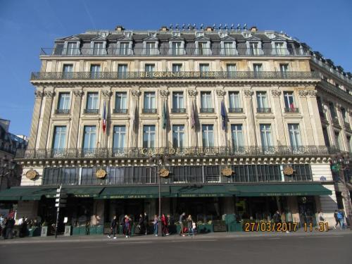 март, париж 439.JPG