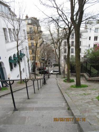 март, париж 1236.JPG