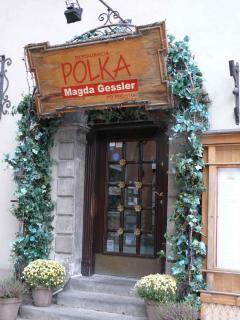 P1050530-1.jpg