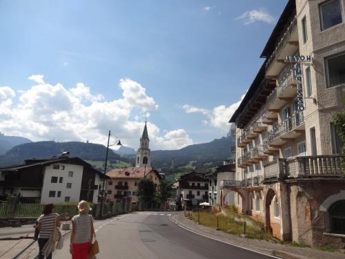 2016-09-10 12-17-06 Кортина дАмпеццо.JPG