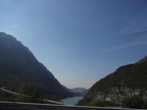 2016-09-10 08-36-26 Озеро Санта Кроче.JPG