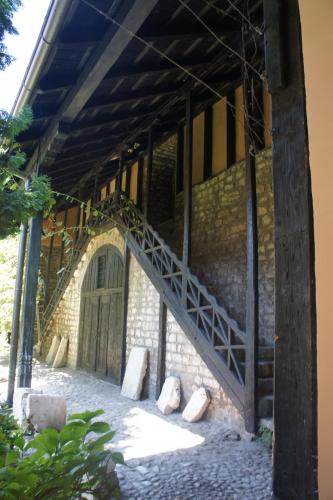 DSC00079 Сараево  церковь Св. архангелов Михаила и Гавриила или Старая Православная церковь   Босния и Герцеговина .JPG