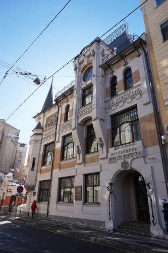  В Трехпрудном - здание Скоропечатни А.Левенсона 2.jpg