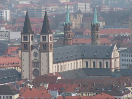 Wuerzburg_230dom.jpg