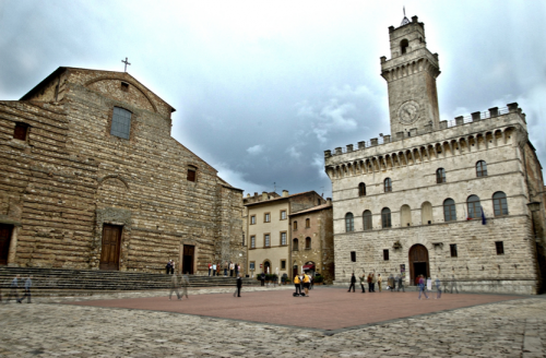 Palazzo-comunale-Montepulciano.png