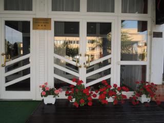 DSCN0005.JPG