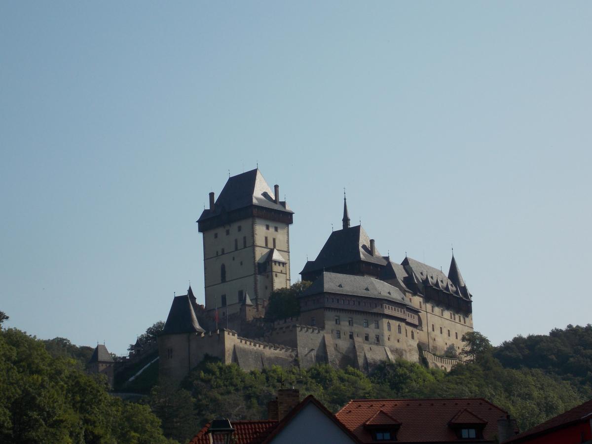 Чехия австрия германия. Замок Карлштейн план.
