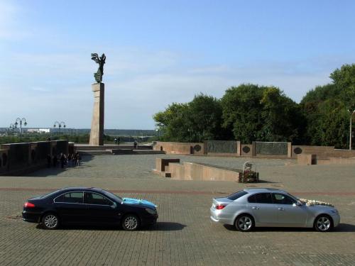 006 - пл.Советская, Мемориал Борцам за Советскую власть.JPG