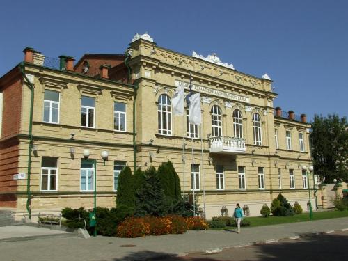 020 - ул.Ленинская (ГУ национального банка).JPG