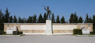 800px-Leonidas_monument.jpg