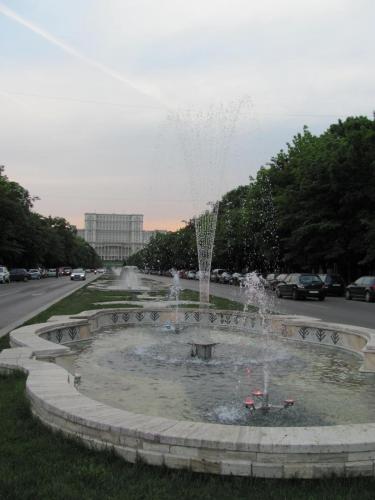 ^2DCA433ACE0EF4F9E2D5D8D81C21E15EAA511F237631951873^pimgpsh_fullsize_distr.jpg