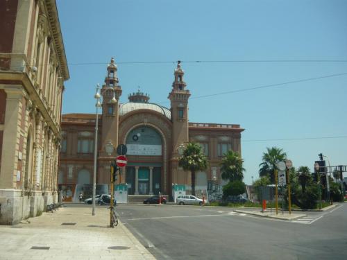 f12512768.jpg