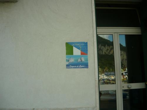 f7577920.jpg