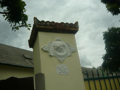 f0577088.jpg