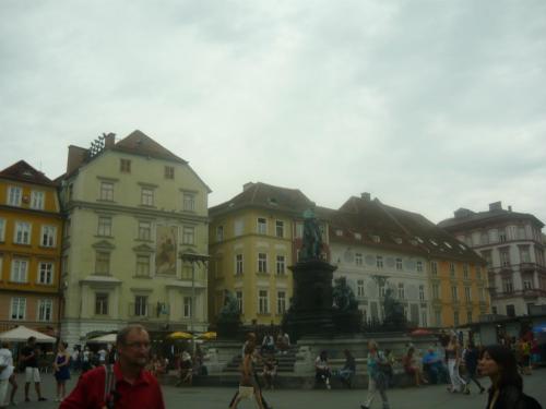 f19507776.jpg