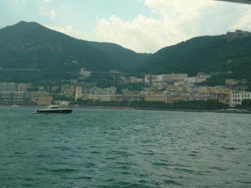 f15283840.jpg