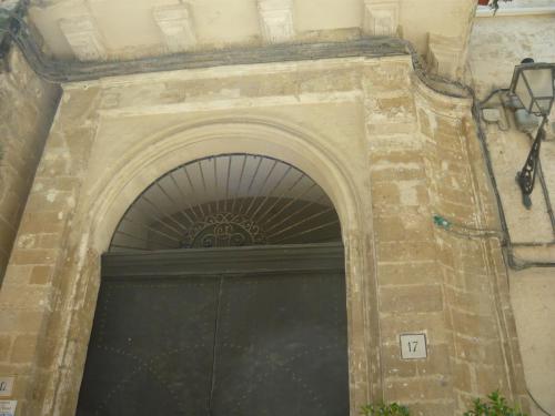 f12194624.jpg