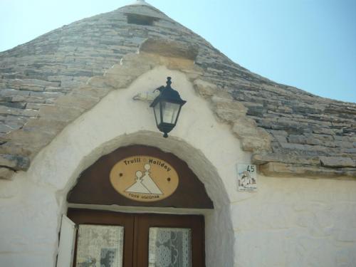 f13345984.jpg