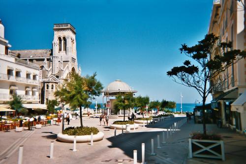 France_-_Biarritz_-_Town-7.jpg