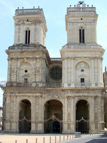 cathedrale_dauch_01.jpg
