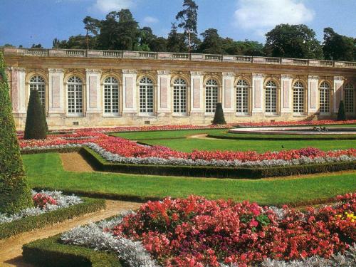 Versailles_Grand_Trianon.jpg