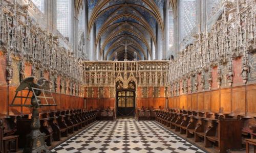 120809234741--Albi_Cathedral_Choir_nonHDR_Wikimedia_Commons.jpg