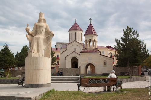 памятник тамаре.jpg