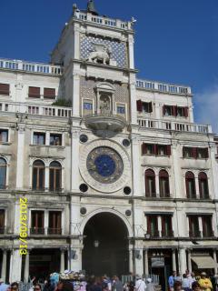 ST834301.JPG